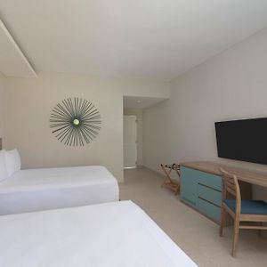 Standard Room Two Double Beds Garden View